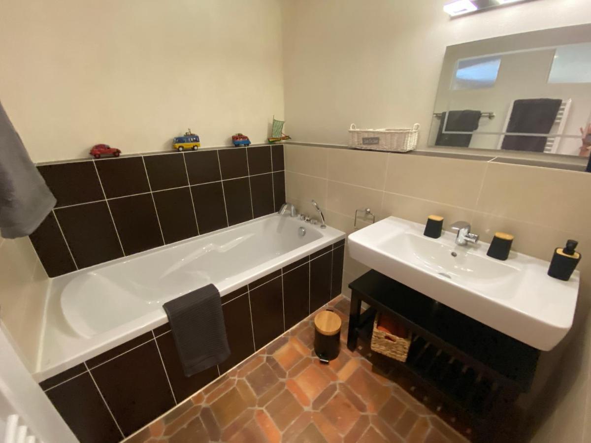 Les Loges De Yoff Bed and Breakfast Ambon Buitenkant foto